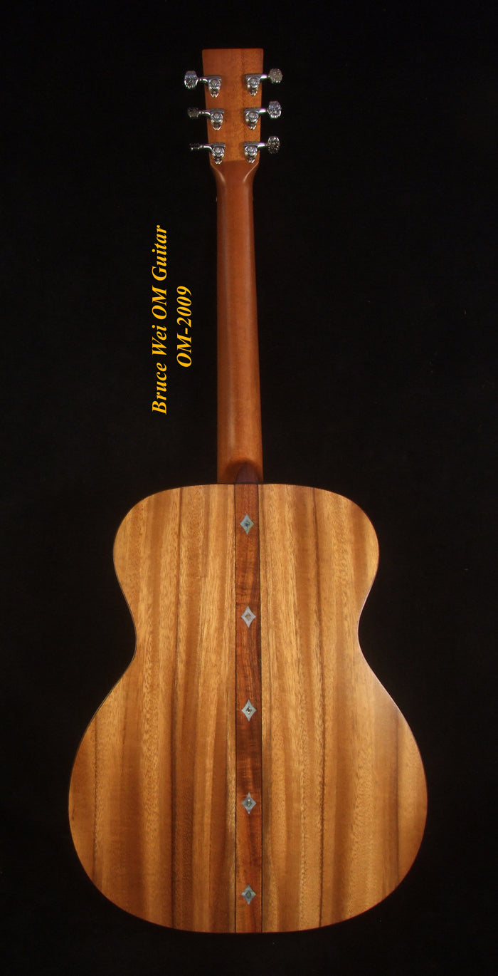Handmade OM Acoustic Guitar, Solid Acacia , Engraved Top, Bevelled Armrest, Mop TIGER Inlay, Soft-bag, Bruce Wei OM-2009
