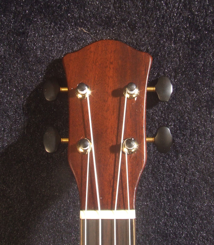 Handmade Cutaway Tenor Ukulele, Solid Spalted Maple & Curly Maple, Archback, Dove Inlay, Soft-bag, Bruce Wei UAJ17-2012