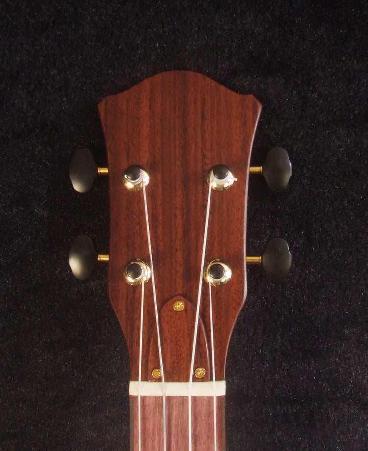 Handcrafted Cutaway Baritone Ukulele, Solid Spruce, Curly Rosewood, The Islands Soundhole, Soft-bag, Bruce Wei UAJ20-2010