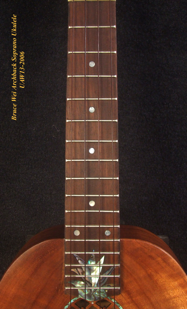 Handmade Soprano Ukulele, Solid Hawaiian Koa, Acacia Archback Pineapple, Soft-bag, Bruce Wei UAW13-2006