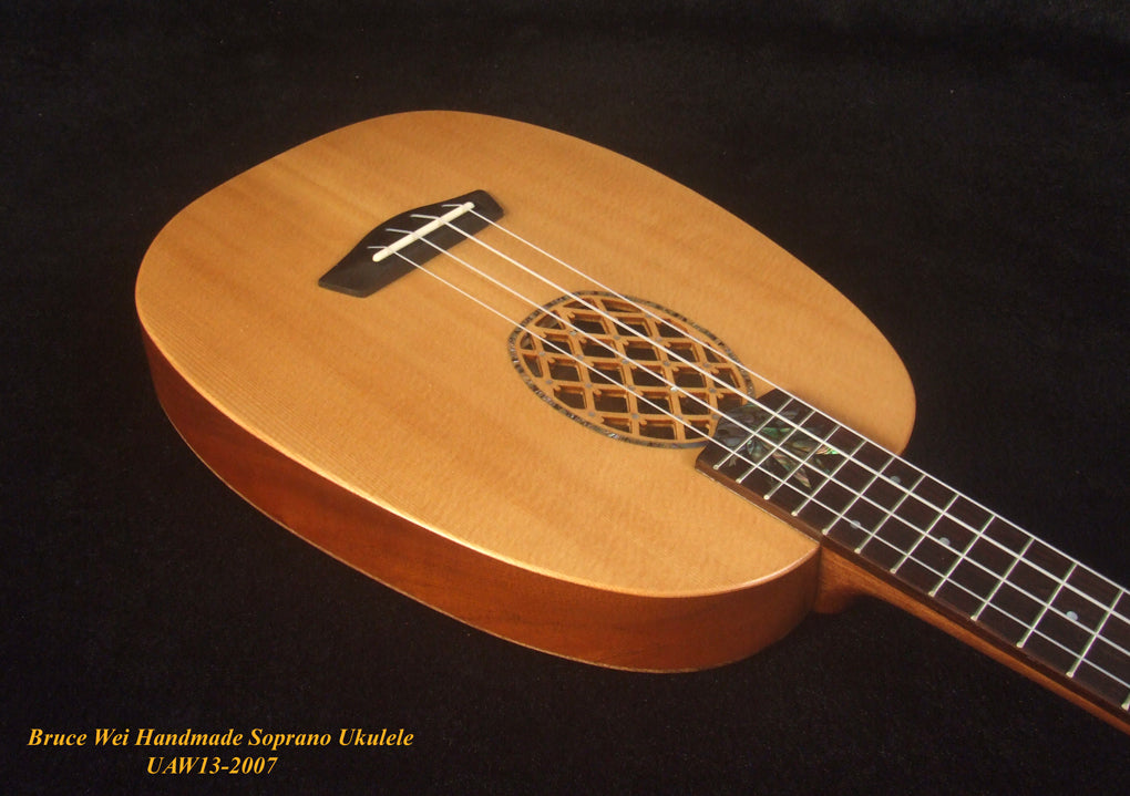 Handmade Soprano Ukulele, Solid Spruce, Mahogany Archback Pineapple, Soft-bag, Bruce Wei UAW13-2007