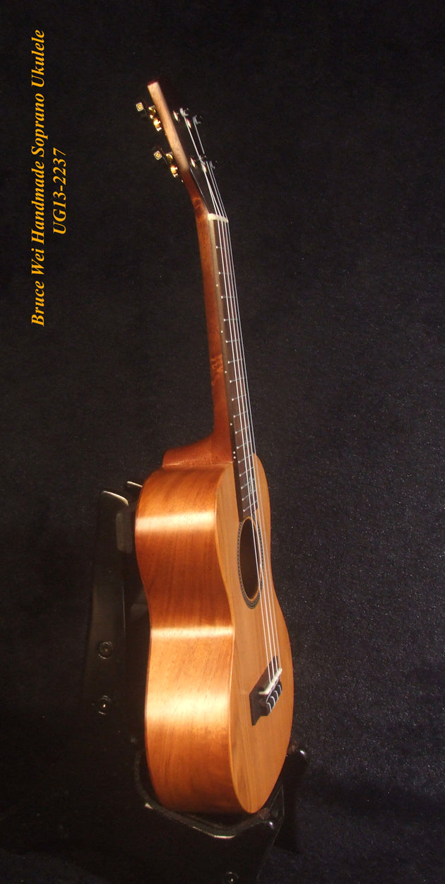 Handmade Soprano Ukulele, Solid Taiwania, Rosewood, Floral Inlay, Soft-bag, Bruce Wei UG13-2237