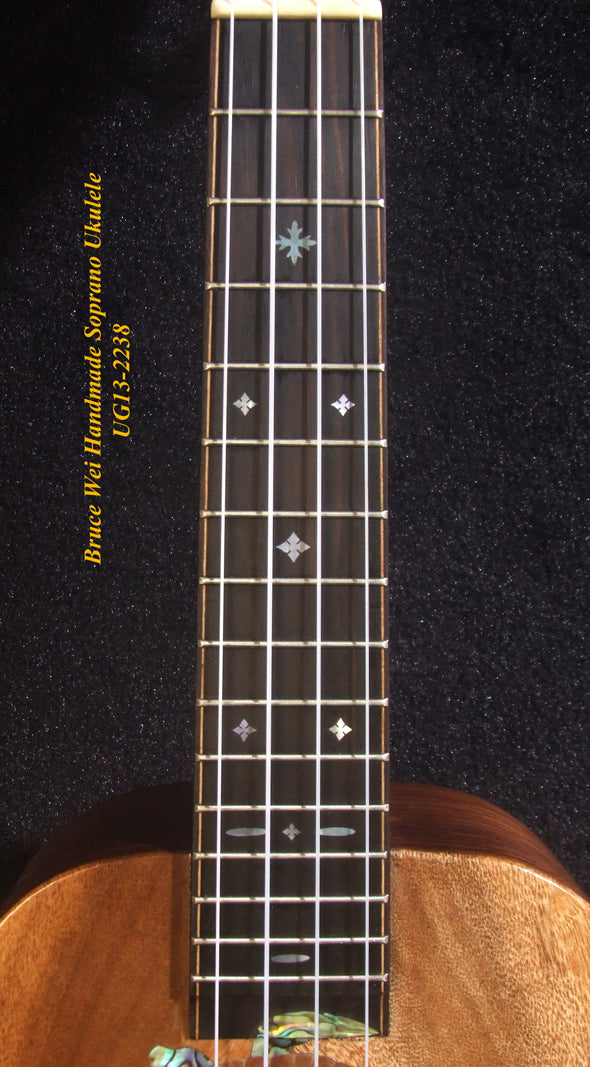 Handmade Soprano Ukulele, Solid Taiwania, Rosewood, Turtle Soundhole, Soft-bag, Bruce Wei UG13-2238