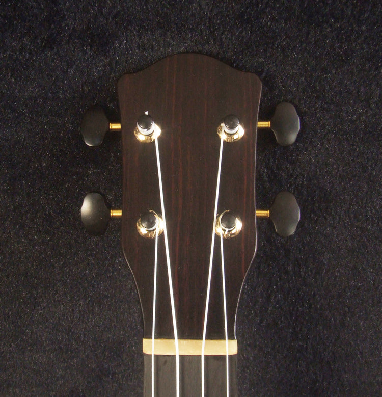 Handcrafted Concert Ukulele, Solid Spruce, Macassar Ebony, The Islands Soundhole, Soft-bag, Bruce Wei UG15-2942