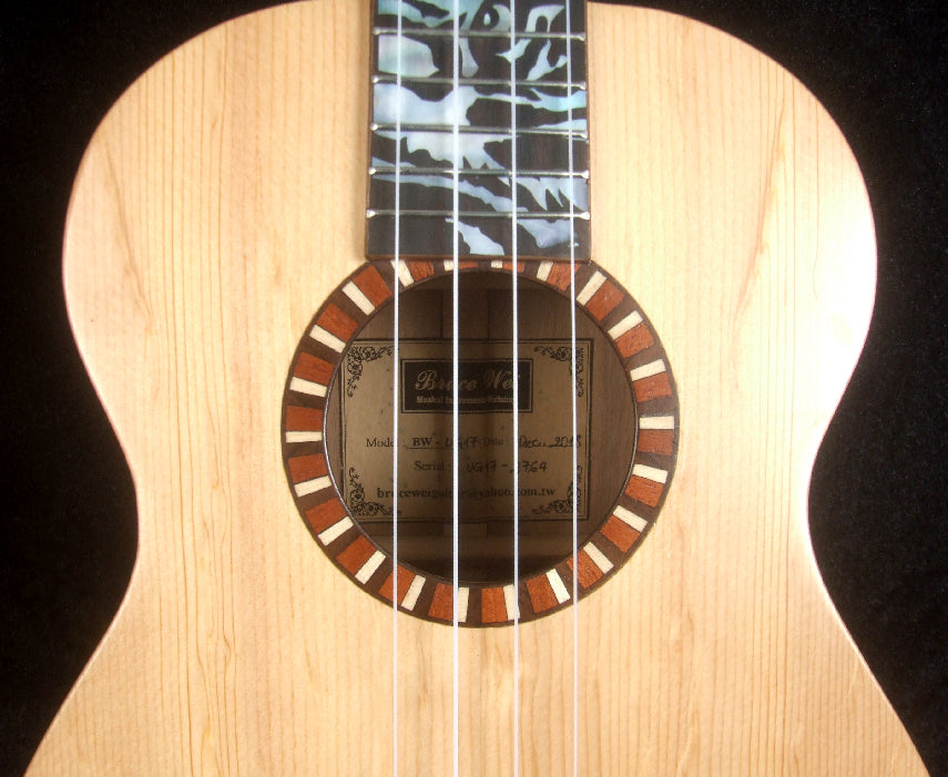 Handmade Tenor Ukulele, Solid Walnut, Bear Claw Spruce Top Tiger Inlay, Soft-bag, Bruce Wei UG17-2764