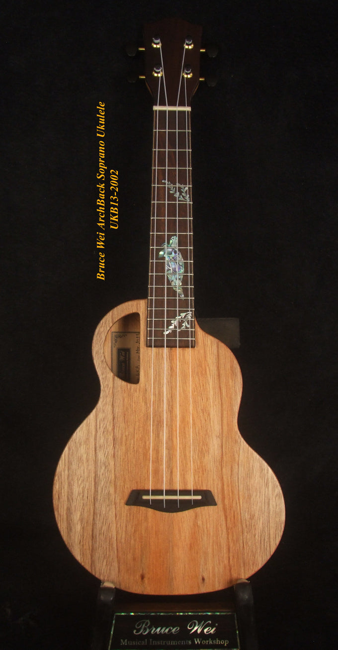 Handcrafted Soprano Ukulele, Solid Taiwania Archback, Turtle Inlay, Soft-bag, Bruce Wei UKB13-2002
