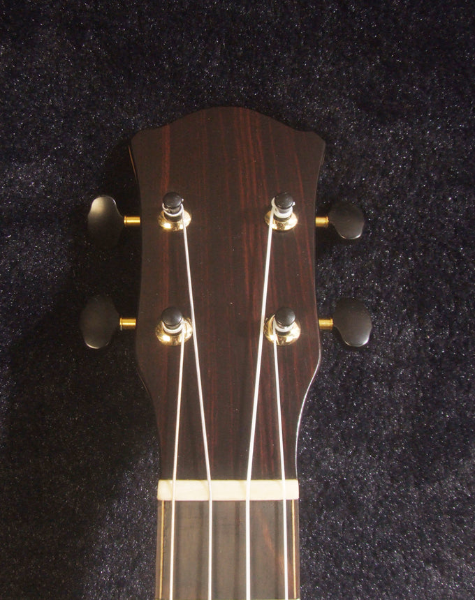 Handcrafted 4 String Baritone Ukulele, Solid Taiwania, Soft-bag, Bruce Wei UKB19-2004