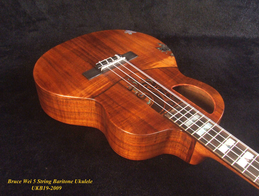 Handcrafted 5 String Baritone Ukulele, Curly Hawaiian Koa, Maple Leaf Inlay, Soft-bag, Bruce Wei UKB19-2009