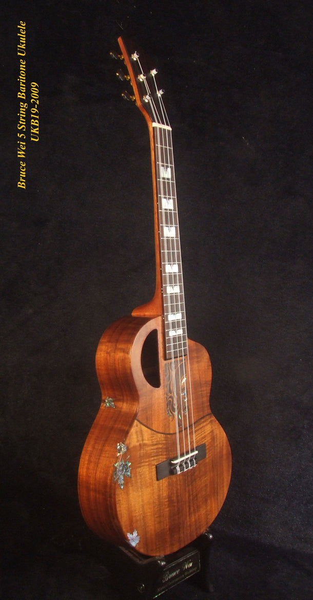 Handcrafted 5 String Baritone Ukulele, Curly Hawaiian Koa, Maple Leaf Inlay, Soft-bag, Bruce Wei UKB19-2009