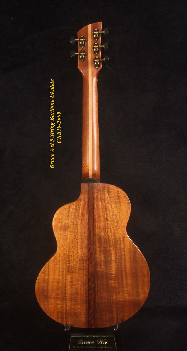Handcrafted 5 String Baritone Ukulele, Curly Hawaiian Koa, Maple Leaf Inlay, Soft-bag, Bruce Wei UKB19-2009