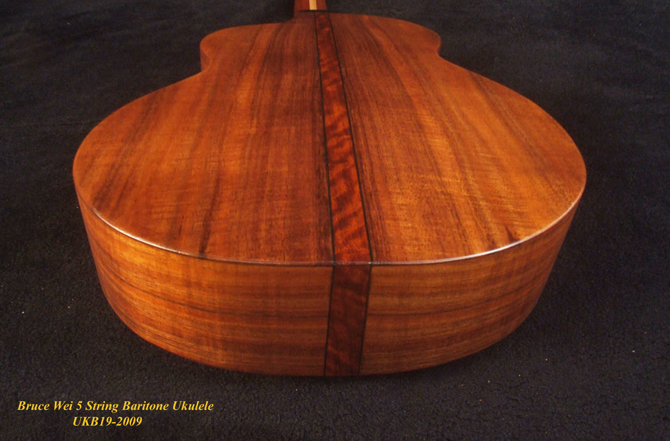Handcrafted 5 String Baritone Ukulele, Curly Hawaiian Koa, Maple Leaf Inlay, Soft-bag, Bruce Wei UKB19-2009