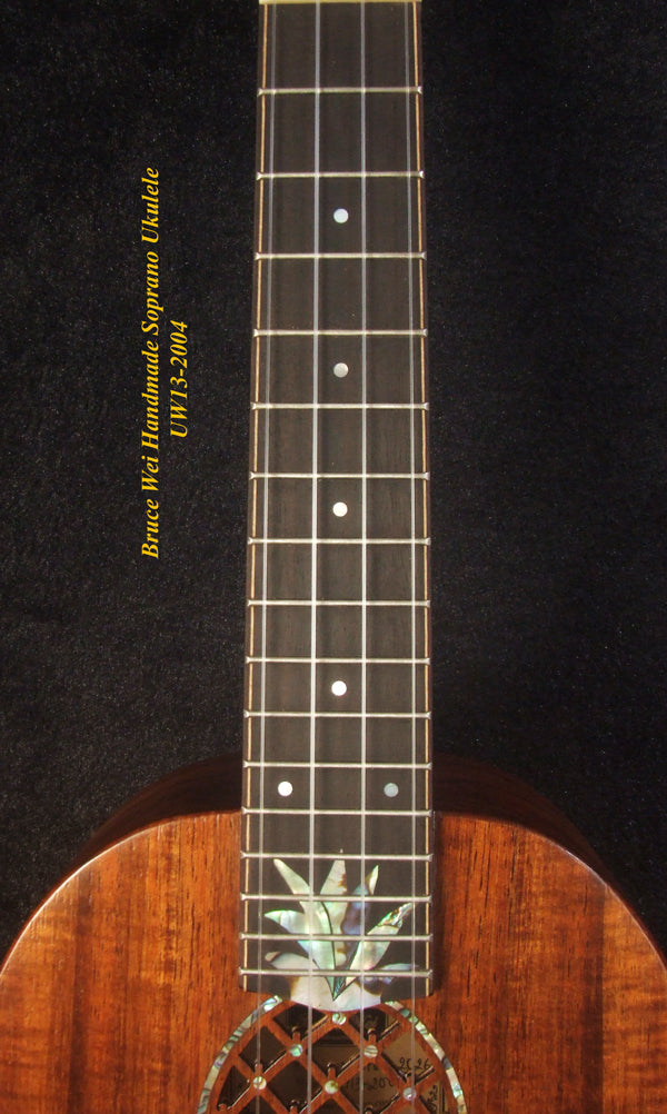 Handmade Pineapple Soprano Ukulele, Solid Hawaiian Koa, Soft-bag, Bruce Wei UW13-2004